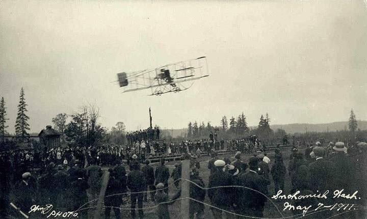 Fred Wiseman flying his aircraft at a fair